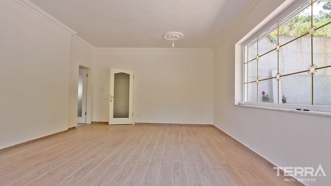 Resale Alanya Tepe Bungalow with Mountain View and a Separate Kitchen - 50605