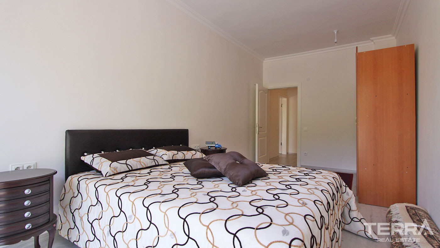 Resale Alanya Tepe Bungalow with Mountain View and a Separate Kitchen - 50614