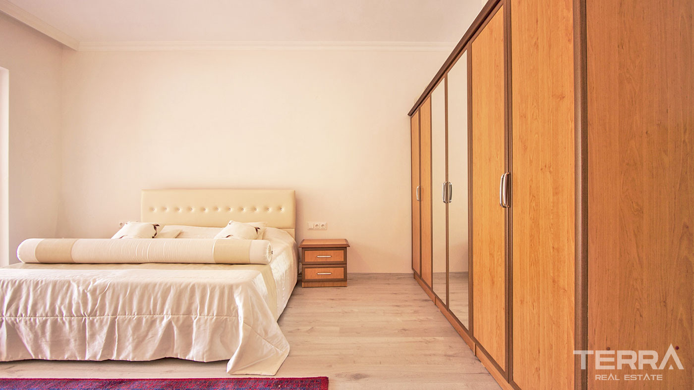 Resale Alanya Tepe Bungalow with Mountain View and a Separate Kitchen - 50618