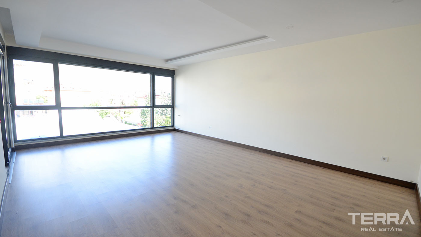 Bargain 3-Bed Apartments for Sale 50m From the Beach in Alanya Center - 51378