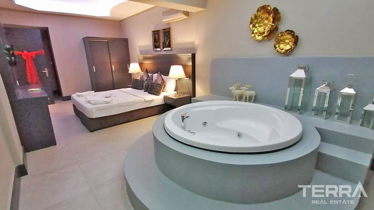 Exclusive Fethiye Apartment for Sale in the Central Spot of Ölüdeniz - 51072