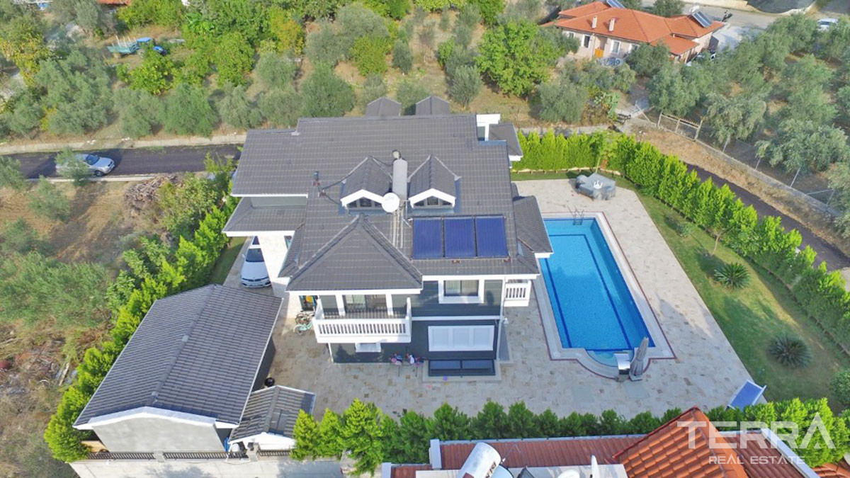 Excellent 9-Bedroom Villa with Nature View Resale in Fethiye Göcek - 51142