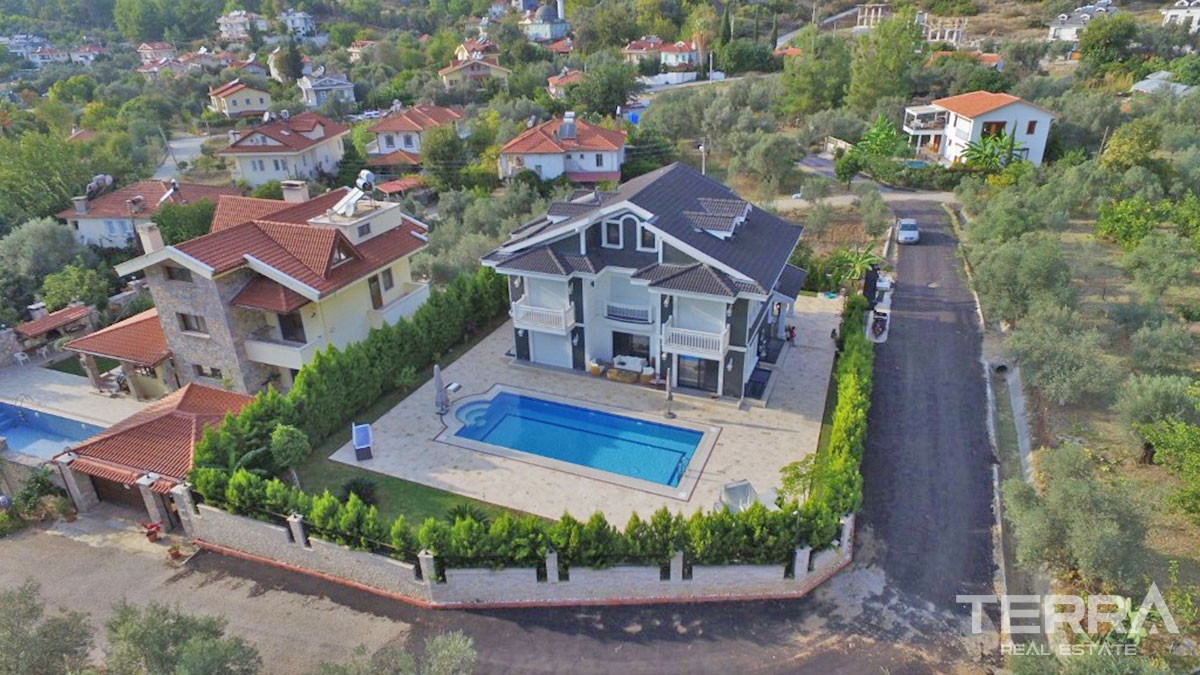 Excellent 9-Bedroom Villa with Nature View Resale in Fethiye Göcek - 51145