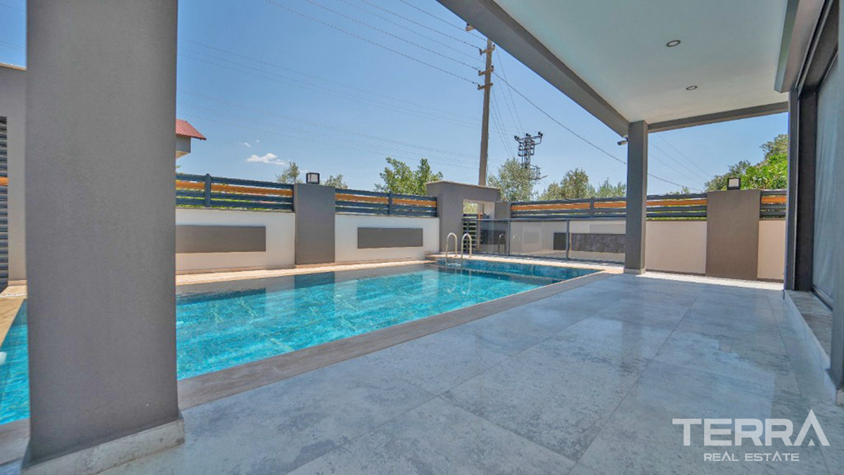 Modern Villas with Large Pool For Sale in Çiftlik Çaliş Fethiye - 55744