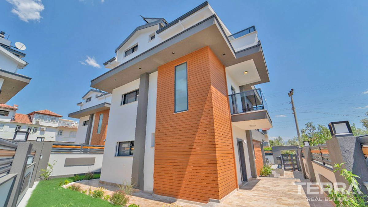 Modern Villas with Large Pool For Sale in Çiftlik Çaliş Fethiye - 55755