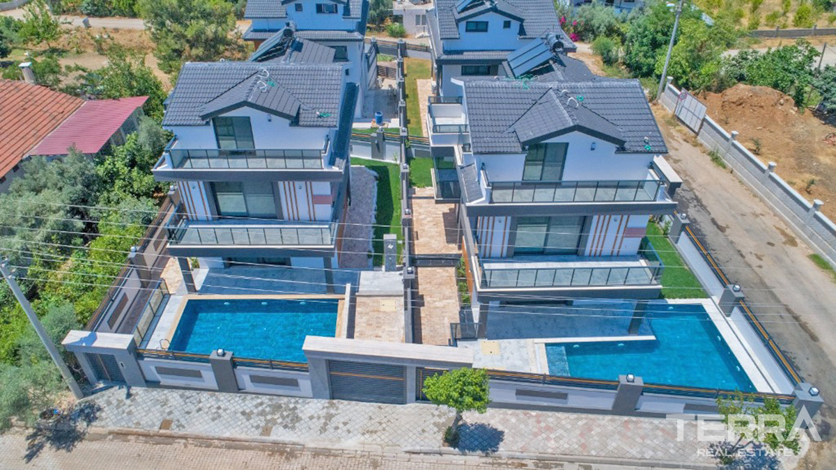 Modern Villas with Large Pool For Sale in Çiftlik Çaliş Fethiye - 55756