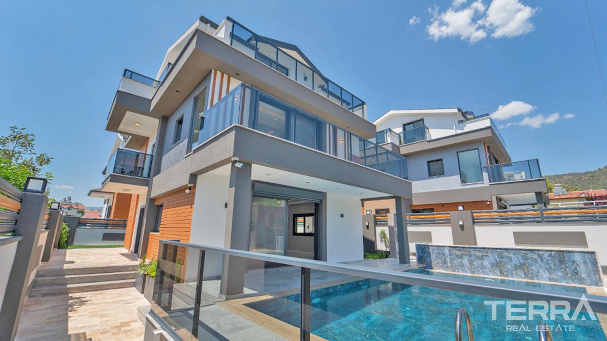 Modern Villas with Large Pool For Sale in Çiftlik Çaliş Fethiye - 55758