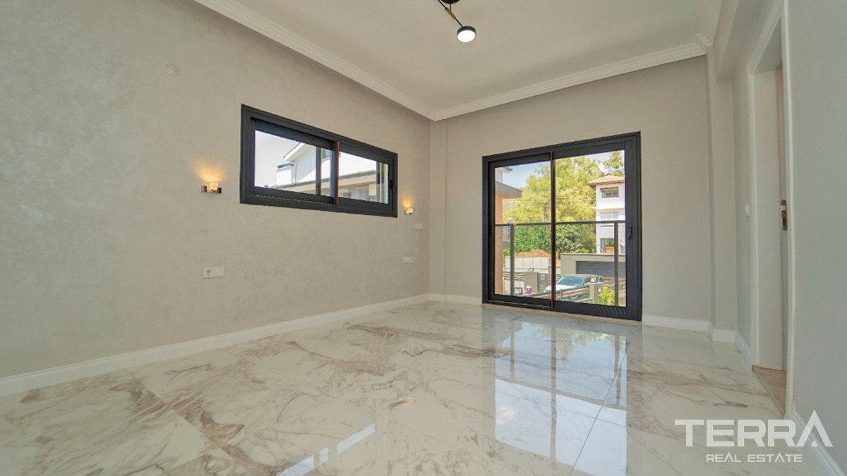 Modern Villas with Large Pool For Sale in Çiftlik Çaliş Fethiye - 55761