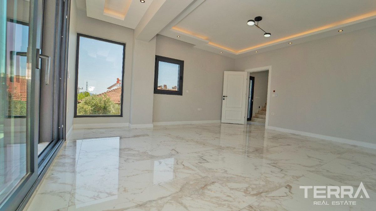 Modern Villas with Large Pool For Sale in Çiftlik Çaliş Fethiye - 55775