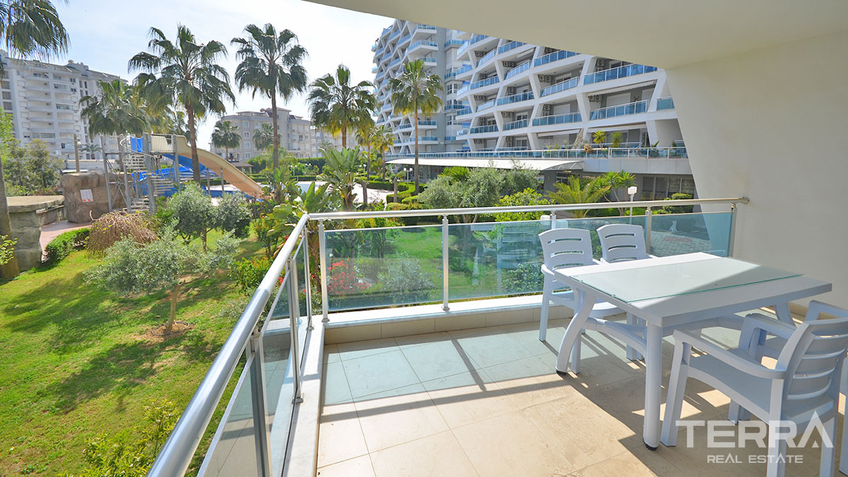 2-Bed Apartment in Alanya Cikcilli in a Luxury Crystal Garden - 51856