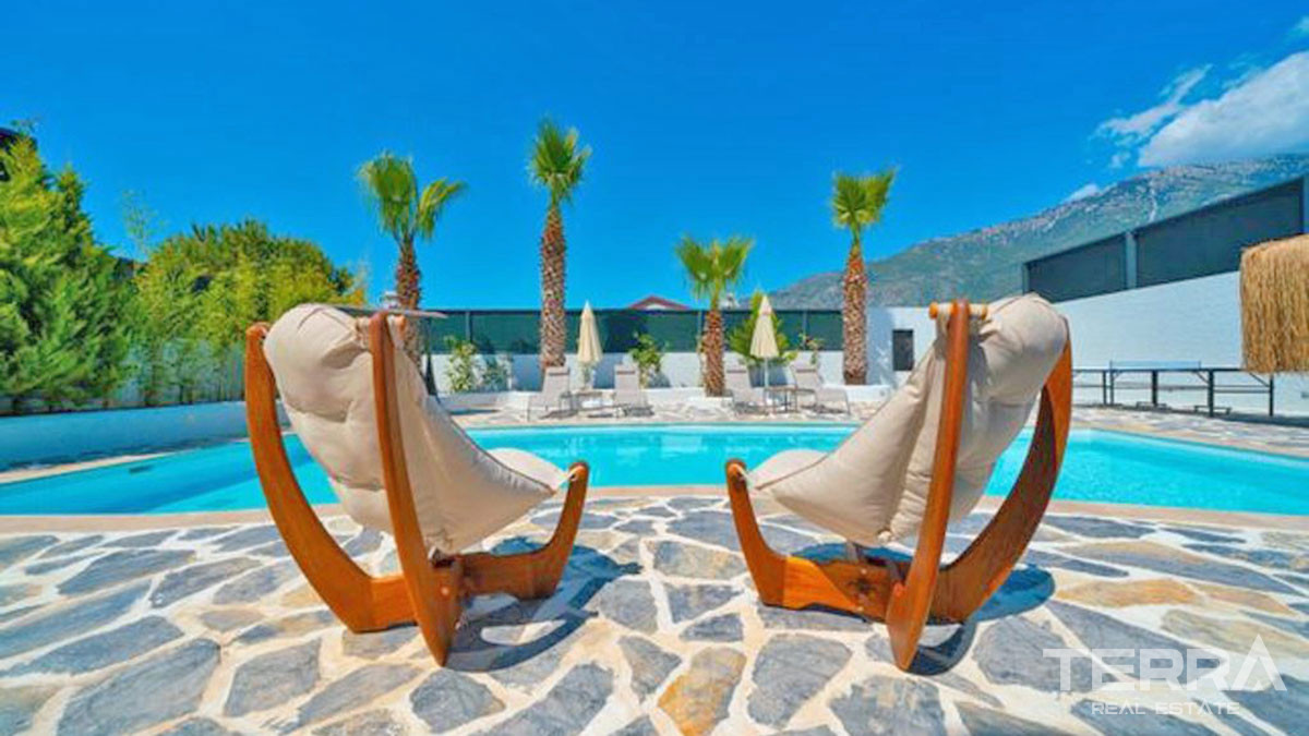 Luxury Villa with Large Swimming Pool and Jacuzzi in Fethiye - 51875