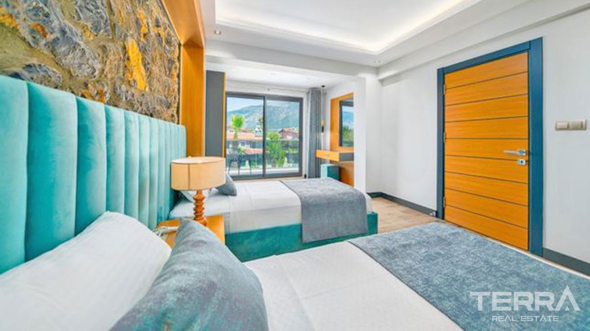 Luxury Villa with Large Swimming Pool and Jacuzzi in Fethiye - 51887