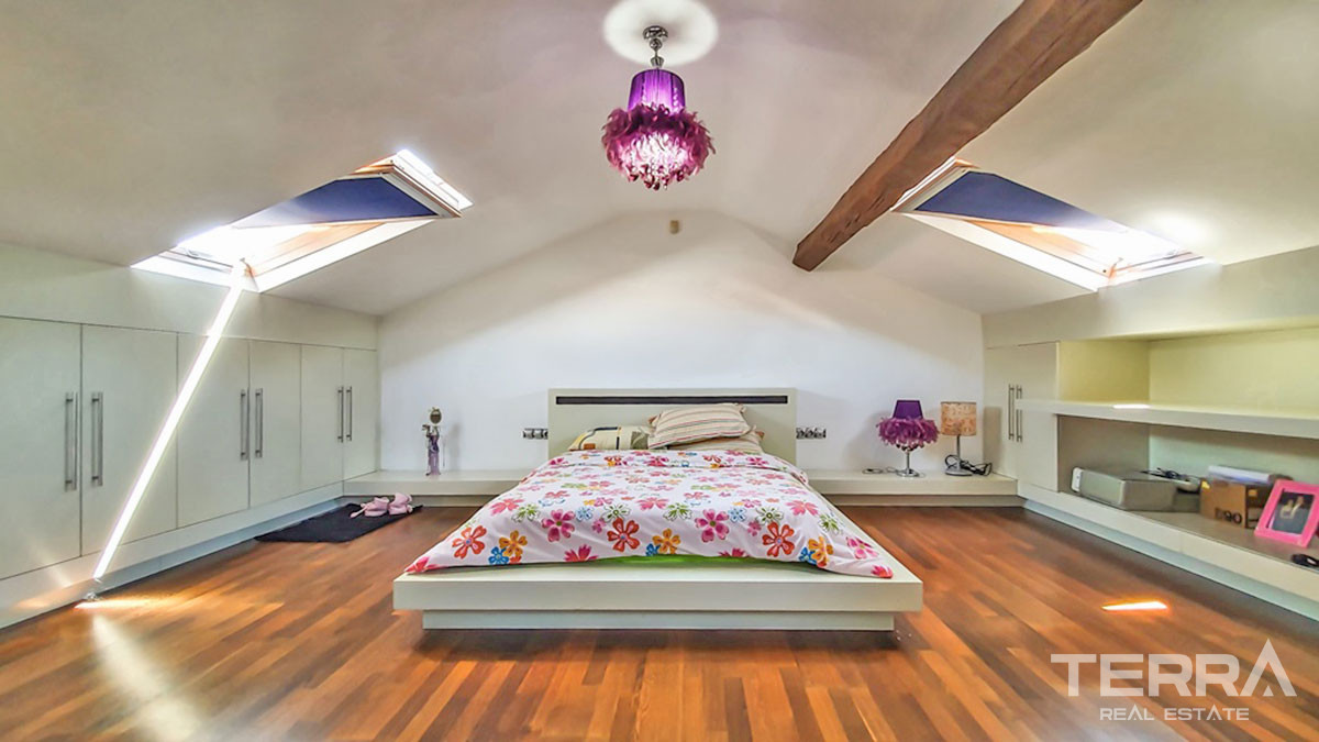 Villa Prête-à-Vivre Avec 5 Chambres et Piscine Privée à Fethiye - 52153