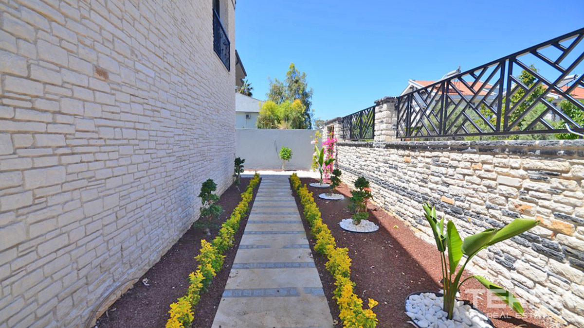Newly Built Detached Villa in Fethiye Town Close to the Beach - 53957