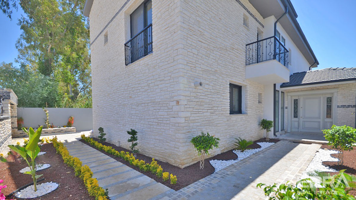 Newly Built Detached Villa in Fethiye Town Close to the Beach - 53960