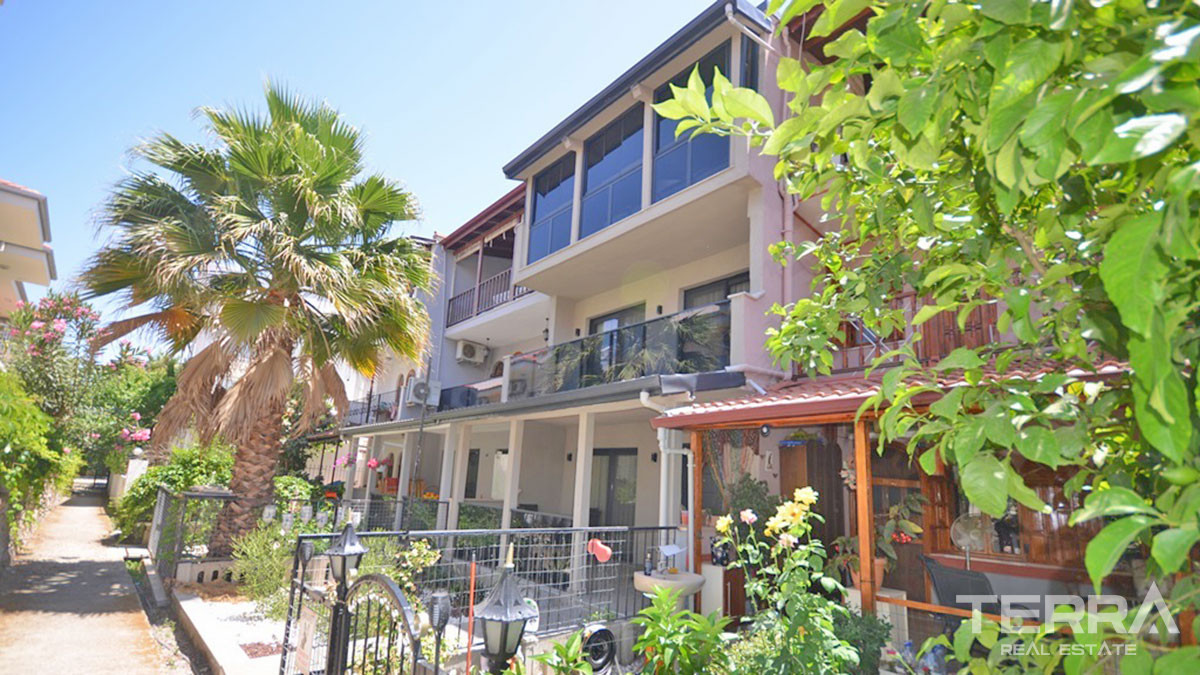 Semi-Detached Villa Within Walking Distance to the Sea in Fethiye - 54033