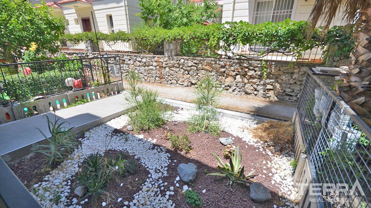 Semi-Detached Villa Within Walking Distance to the Sea in Fethiye - 54034