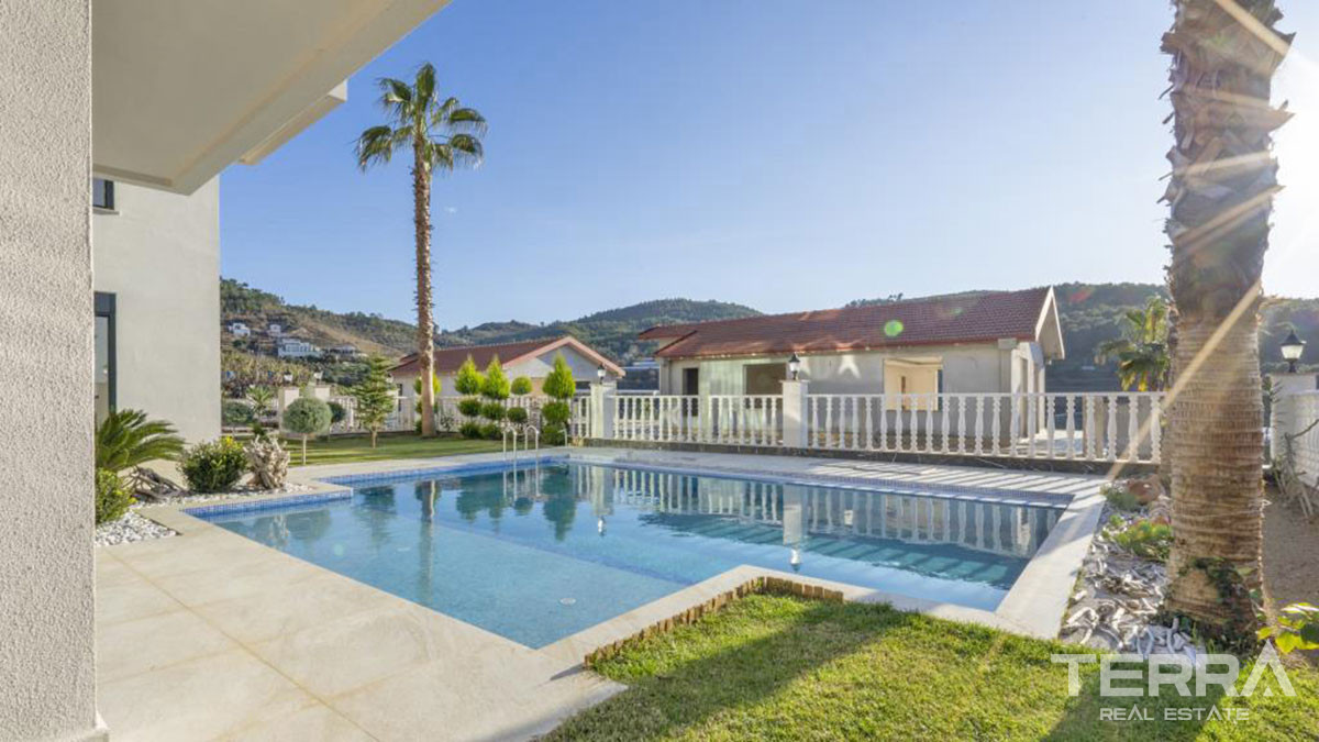 Large Detached Sea View Villas with Swimming Pool in Alanya Kargıcak - 54257