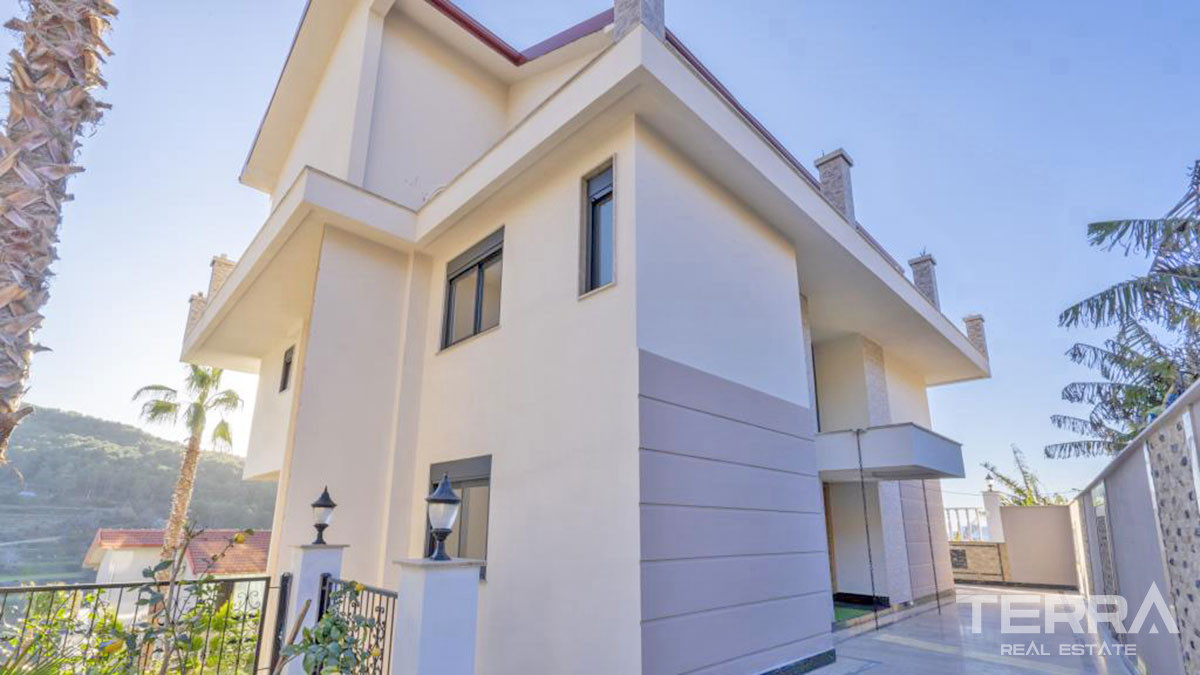 Large Detached Sea View Villas with Swimming Pool in Alanya Kargıcak - 54271