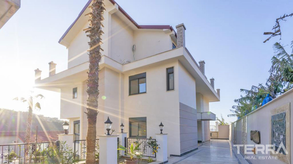 Large Detached Sea View Villas with Swimming Pool in Alanya Kargıcak - 54272