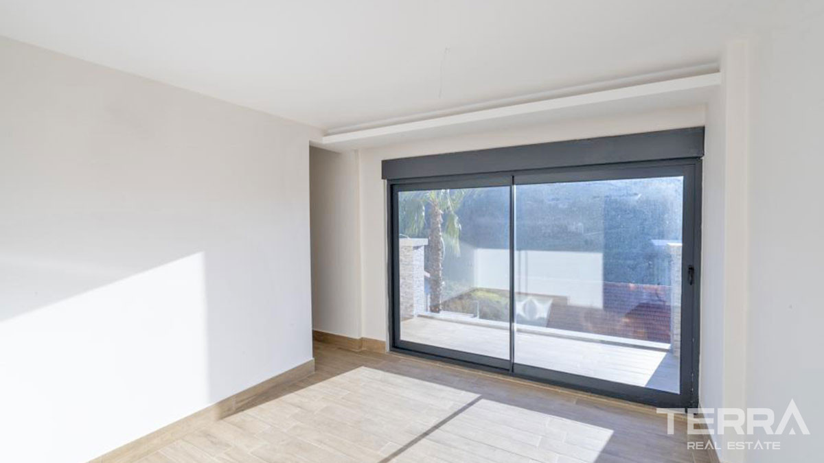 Large Detached Sea View Villas with Swimming Pool in Alanya Kargıcak - 54282