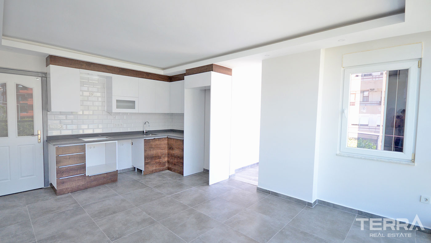 Centrally Located 2+1 Apartment in Alanya Close to Cleopatra Beach - 54605