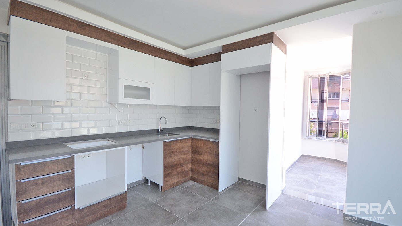 Centrally Located 2+1 Apartment in Alanya Close to Cleopatra Beach - 54606