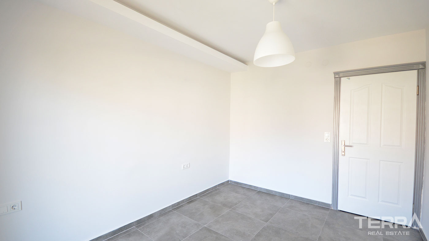 Centrally Located 2+1 Apartment in Alanya Close to Cleopatra Beach - 54618