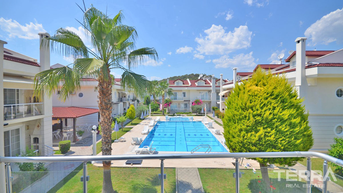Resale Apartment with Shared Swimming Pool in Fethiye, Caliş - 55076
