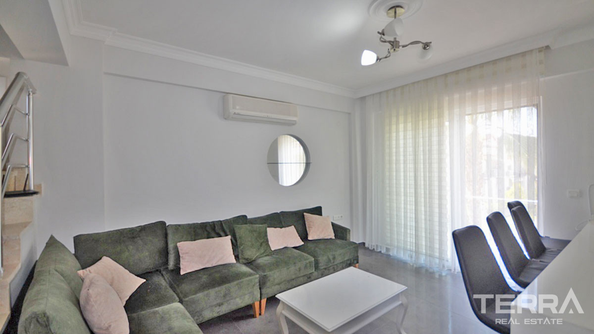 Resale Apartment with Shared Swimming Pool in Fethiye, Caliş - 55077