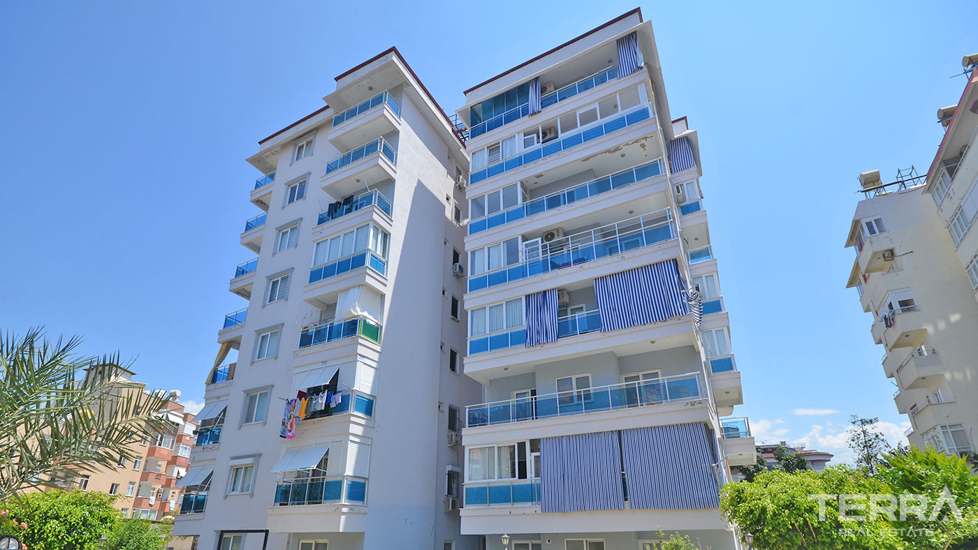 Bargain Apartment Only 500 m from the Beach in Alanya, Oba - 55163