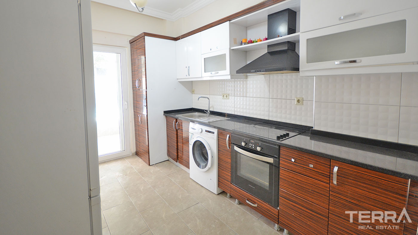 Bargain Apartment Only 500 m from the Beach in Alanya, Oba - 55165