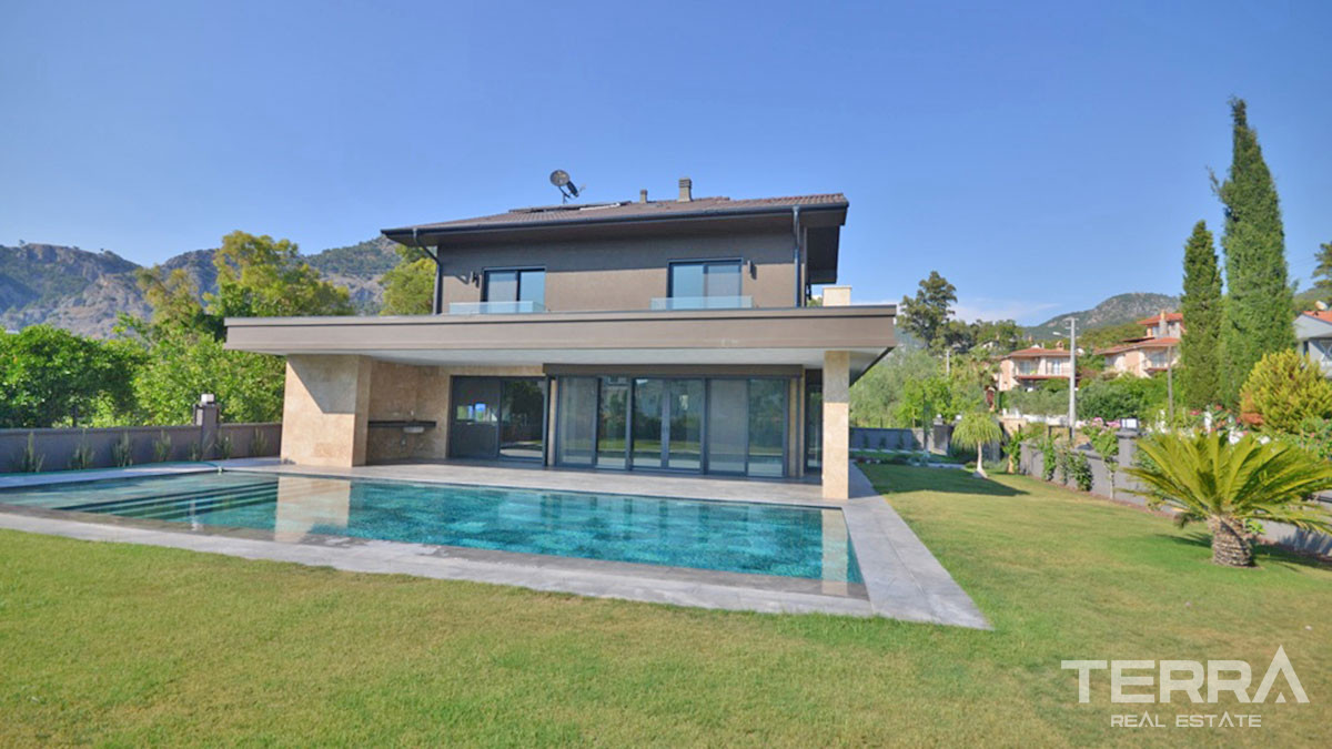 Luxury Villa with Stylish Swimming Pool in Fethiye, Göcek - 55265