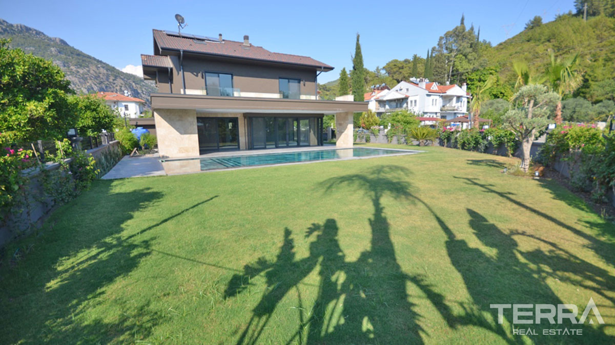 Luxury Villa with Stylish Swimming Pool in Fethiye, Göcek - 55267