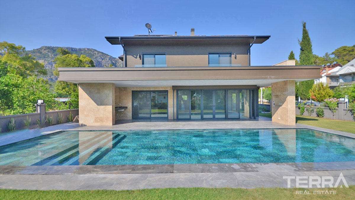 Luxury Villa with Stylish Swimming Pool in Fethiye, Göcek - 55269