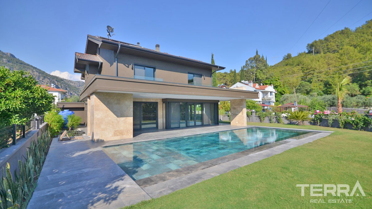 Luxury Villa with Stylish Swimming Pool in Fethiye, Göcek - 55272