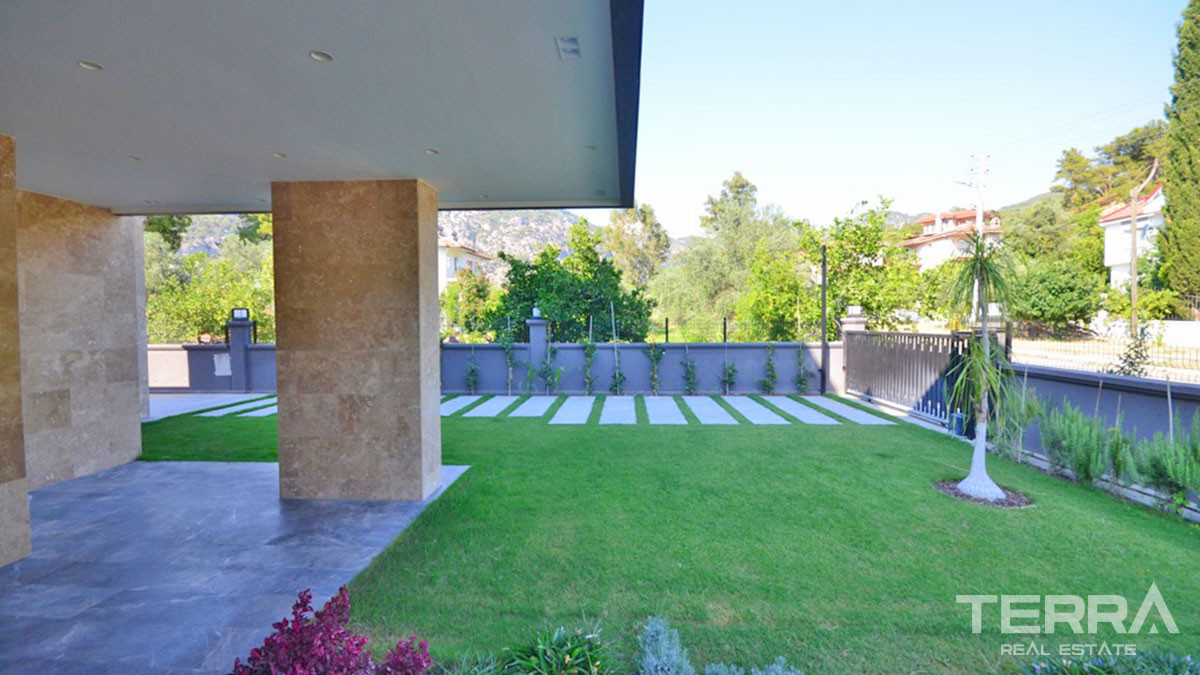 Luxury Villa with Stylish Swimming Pool in Fethiye, Göcek - 55276