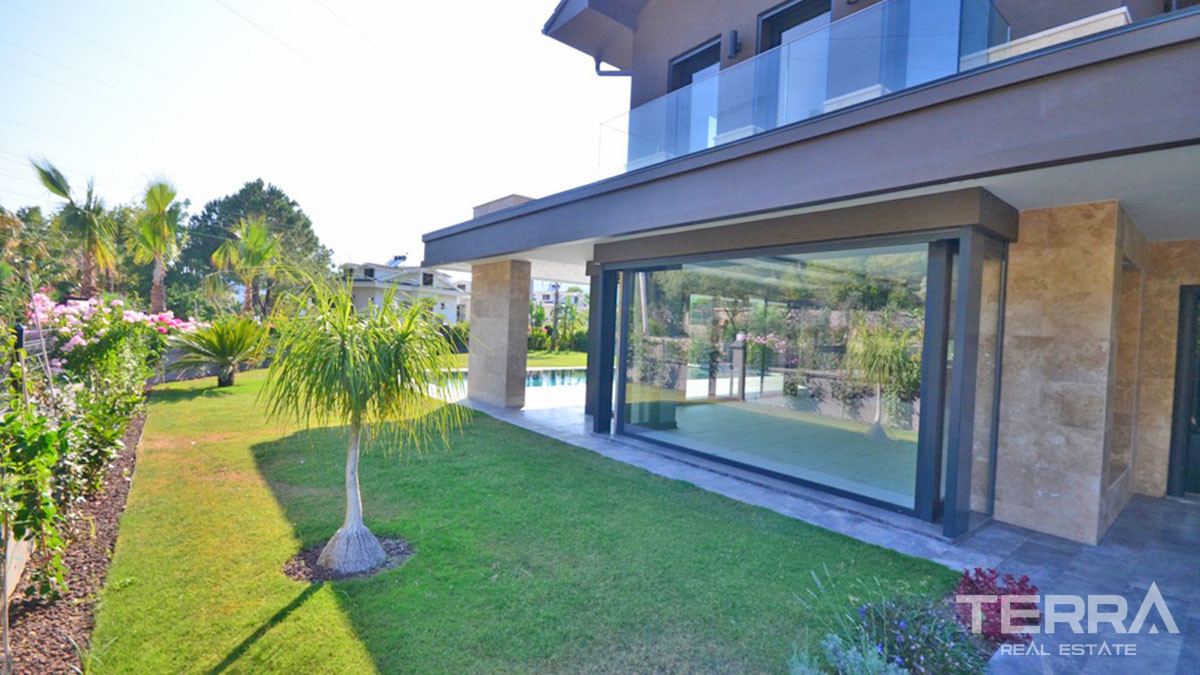 Luxury Villa with Stylish Swimming Pool in Fethiye, Göcek - 55279