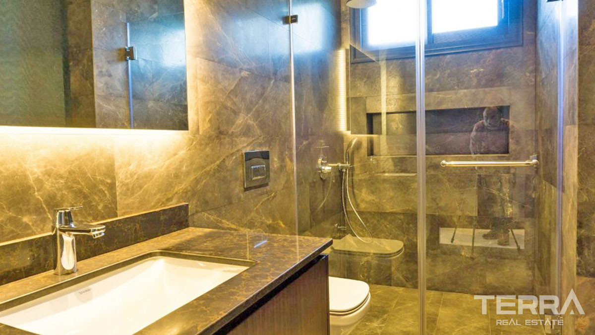 Luxury Villa with Stylish Swimming Pool in Fethiye, Göcek - 55289