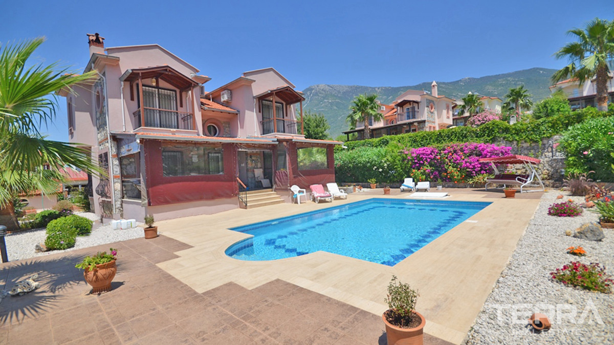 Resale Villa with Private Pool in Fethiye, Ovacık, Ölüdeniz Area - 55556