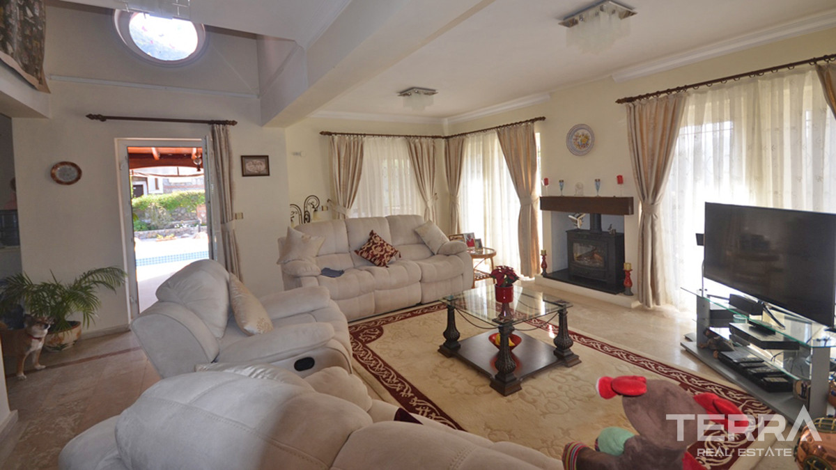 Resale Villa with Private Pool in Fethiye, Ovacık, Ölüdeniz Area - 55560