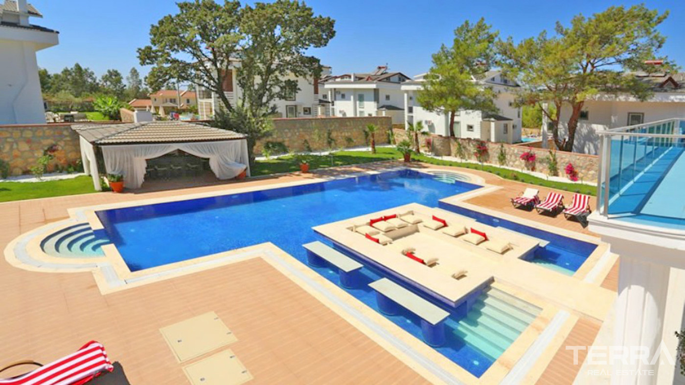 Luxury Villa in Fethiye with Private Swimming Pool and Large Garden - 55724