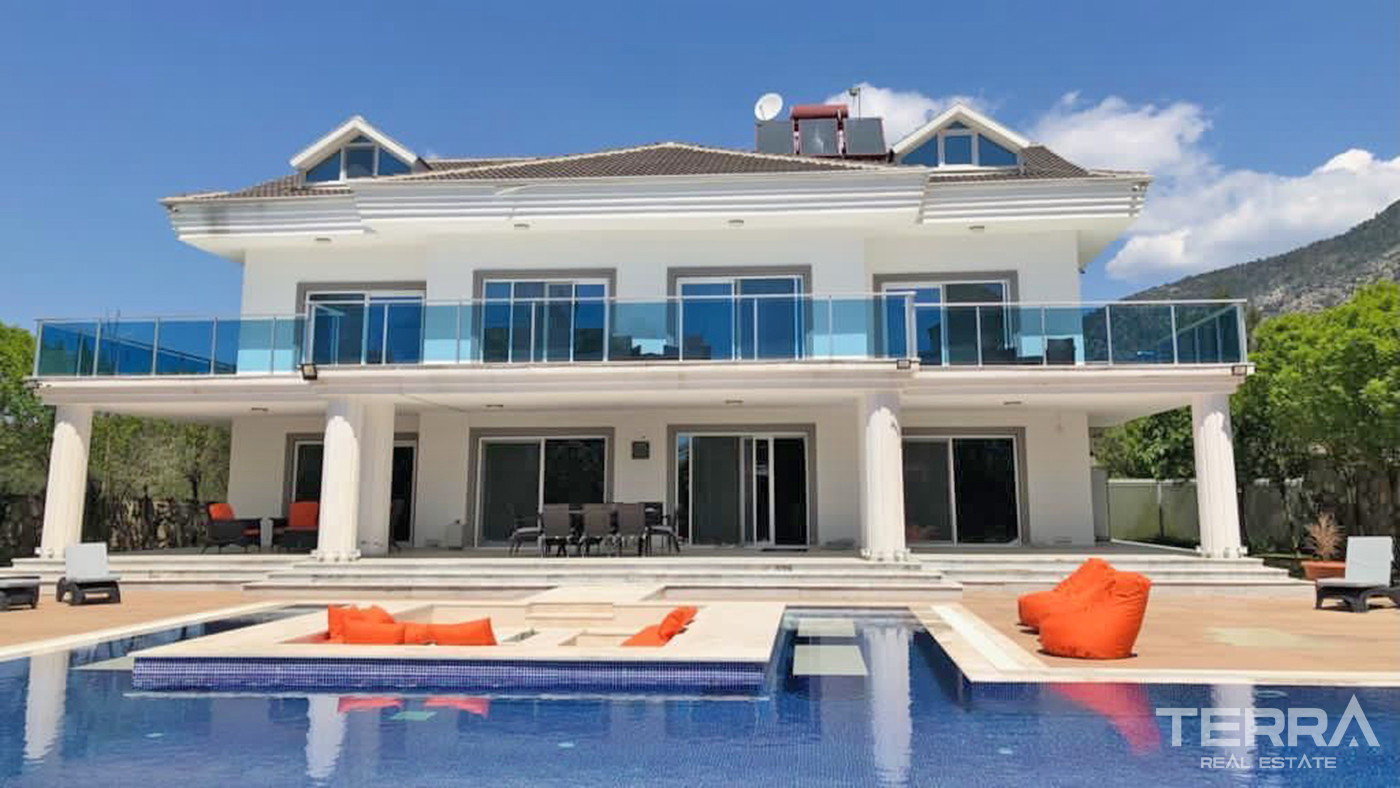 Luxury Villa in Fethiye with Private Swimming Pool and Large Garden - 55726
