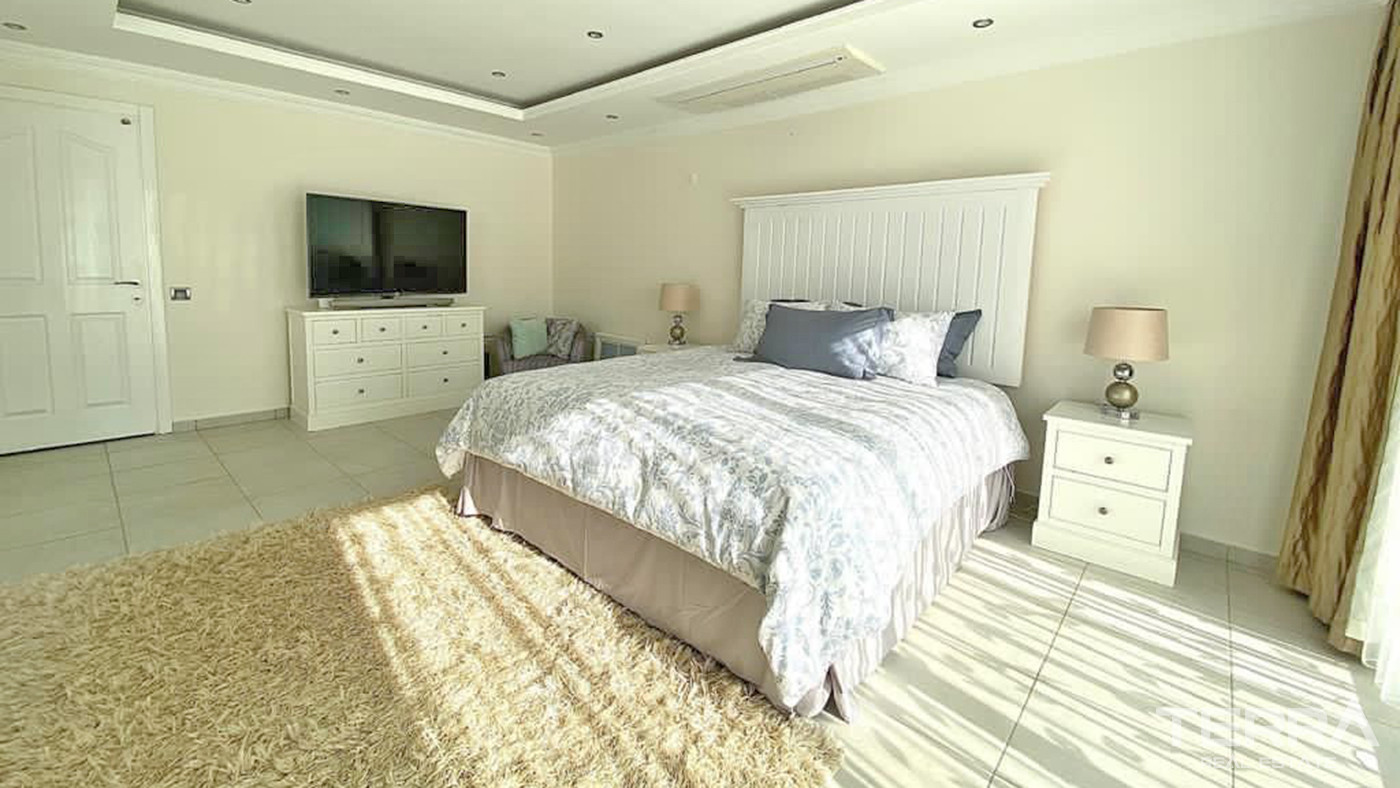 Luxury Villa in Fethiye with Private Swimming Pool and Large Garden - 55730