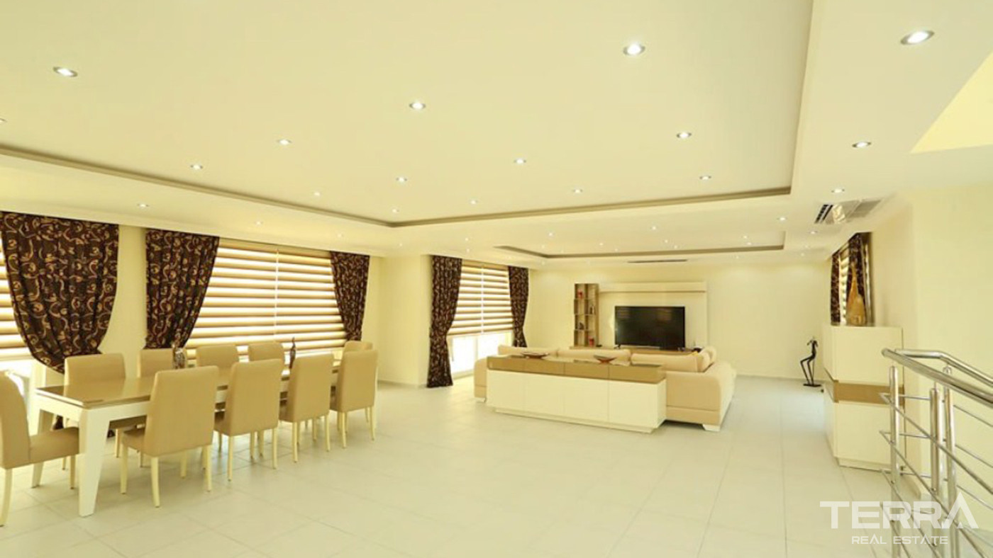 Luxury Villa in Fethiye with Private Swimming Pool and Large Garden - 55732