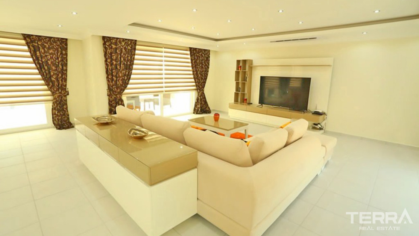 Luxury Villa in Fethiye with Private Swimming Pool and Large Garden - 55734