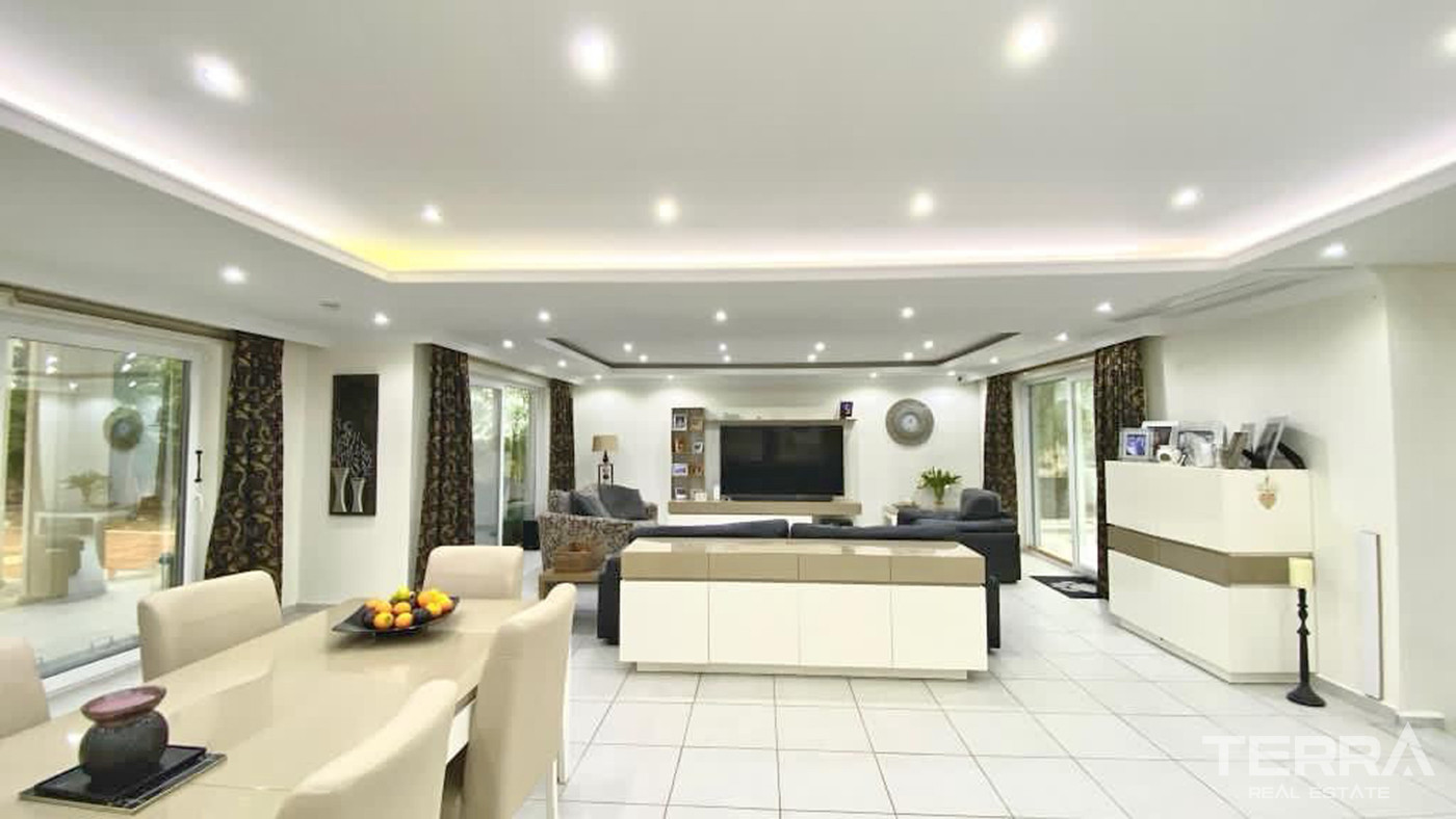 Luxury Villa in Fethiye with Private Swimming Pool and Large Garden - 55738