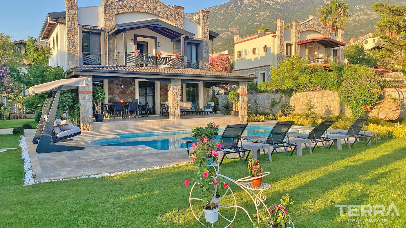 Resale Villa with Large Swimming Pool and Mountain View in Fethiye