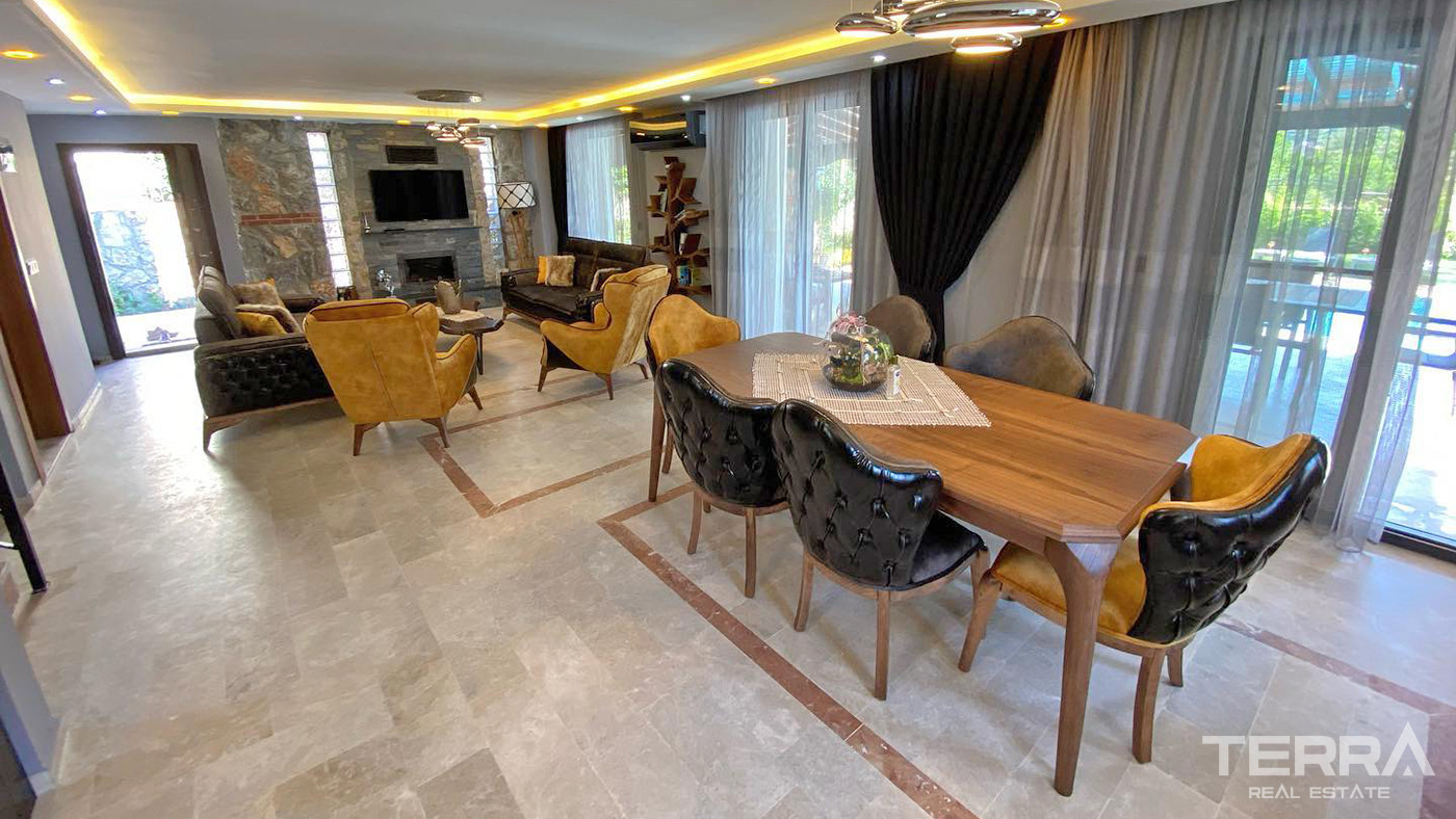 Resale Villa with Large Swimming Pool and Mountain View in Fethiye - 55793