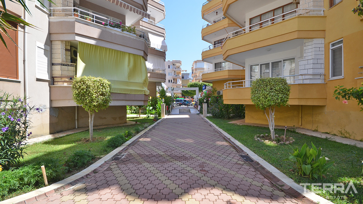 2-Bedroom Apartment with Sea View in Mahmutlar, Alanya - 56006